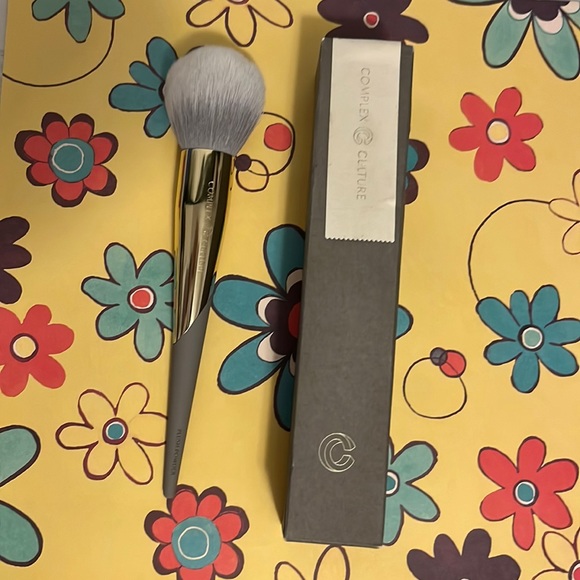 Complex Culture Makeup New In Box Complex Culture Plush Powder